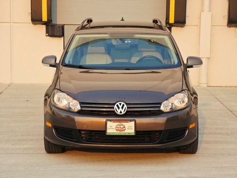 Used 2011 Volkswagen Jetta TDI FWD image 8