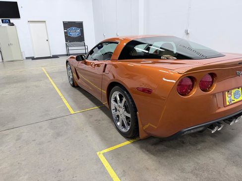Used 2008 Chevrolet Corvette Coupe w/ Preferred Equipment Group RWD image 22