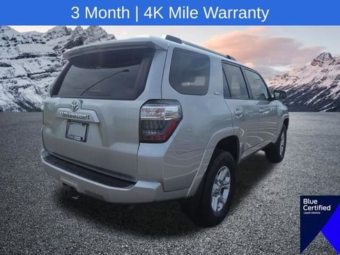 Used 2021 Toyota 4Runner SR5 AWD/4WD image 10