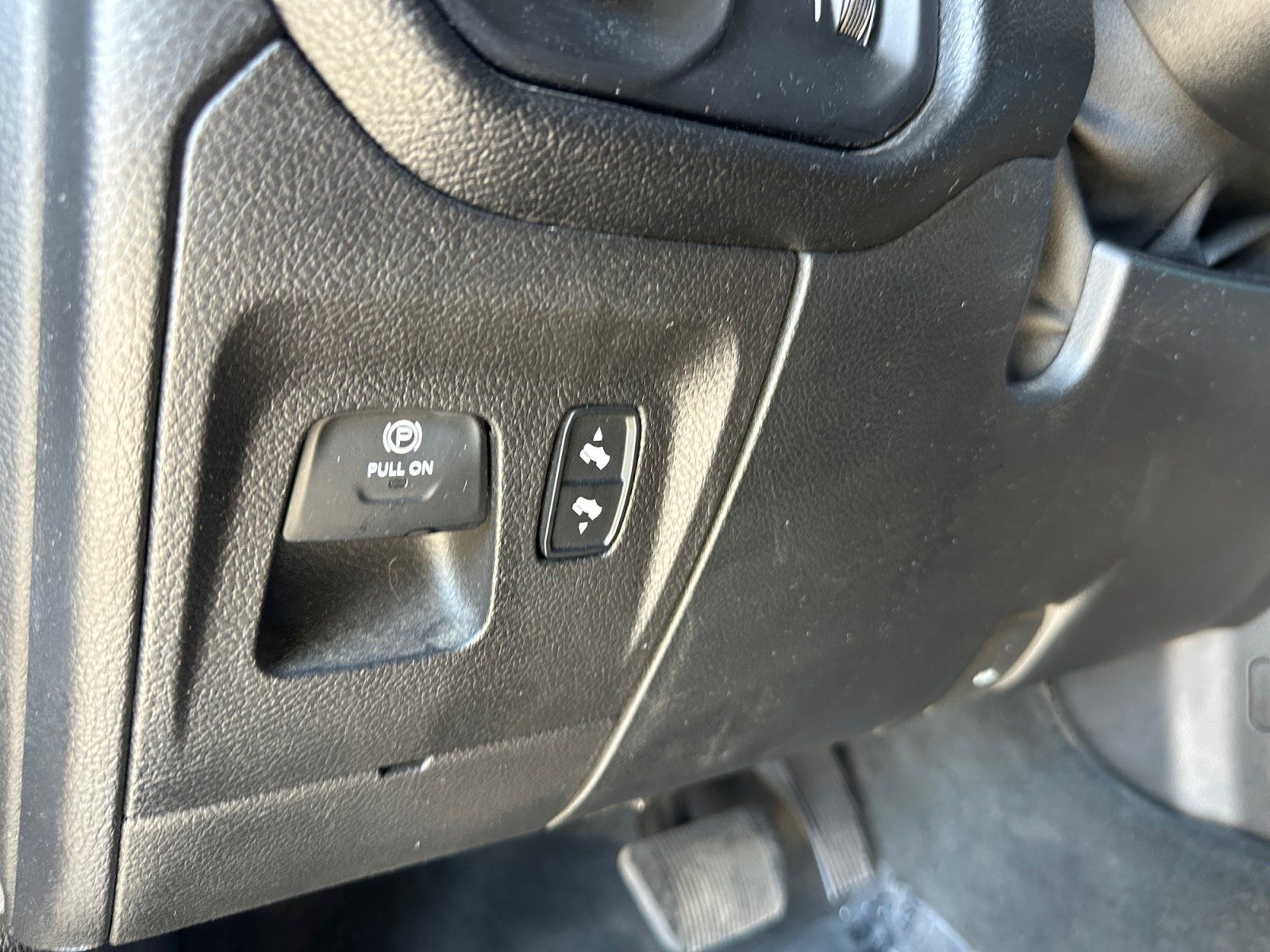 Used 2020 RAM 1500 2WD Crew Cab image 28