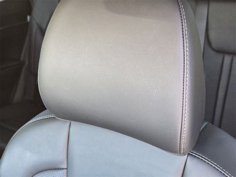 New 2025 Kia Sorento S w/ Panoramic Sunroof Package image 13