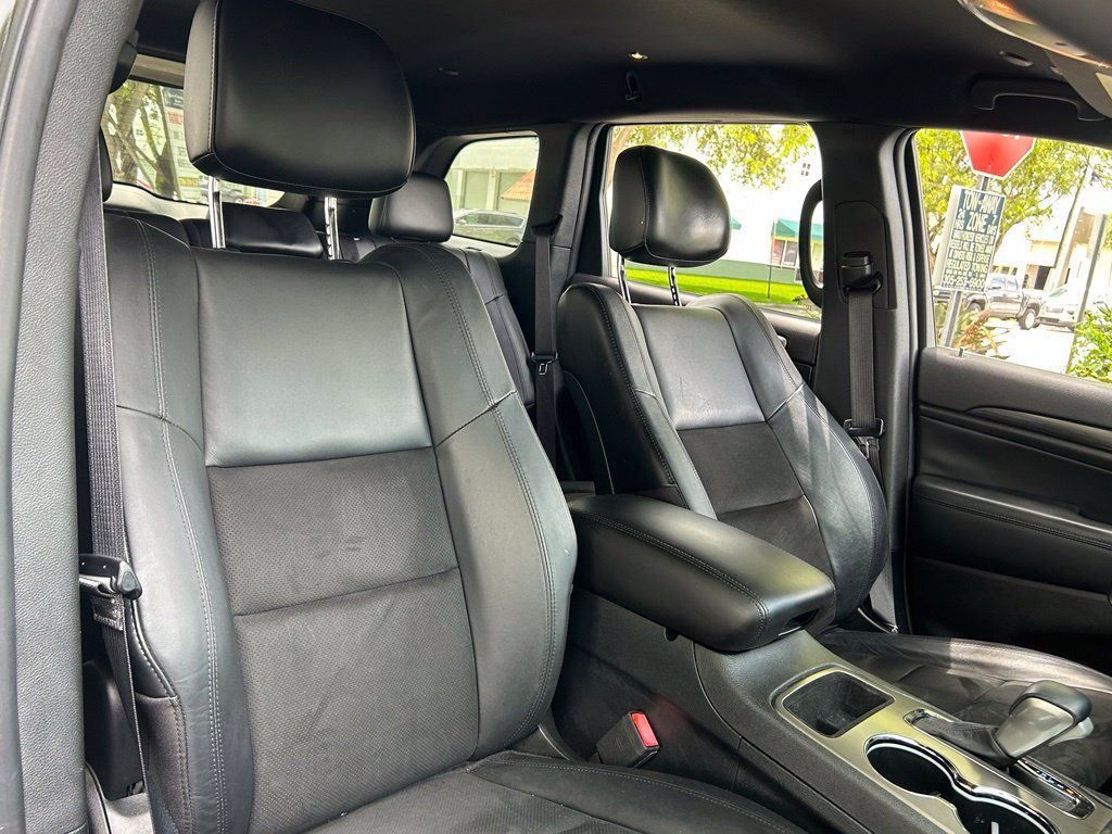 Certified 2019 Jeep Grand Cherokee Laredo w/ Laredo X Package RWD image 38