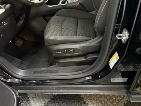 Certified 2023 GMC Terrain SLE w/ Driver Convenience Package image 20