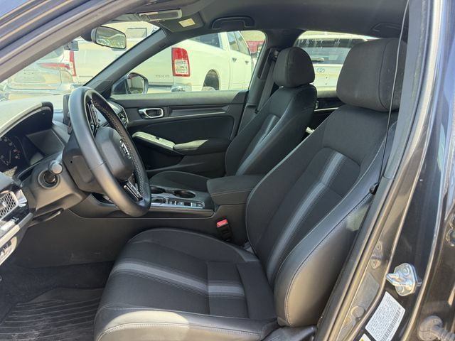 Used 2025 Honda Civic Sport image 25