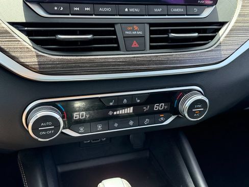 Used 2019 Nissan Altima 2.5 SL FWD image 22