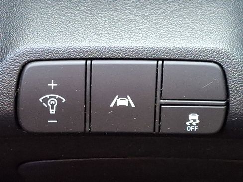 Certified 2023 Hyundai Elantra Limited image 26