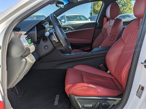 Used 2025 Genesis G70 2.5T w/ Sport Prestige Package image 18