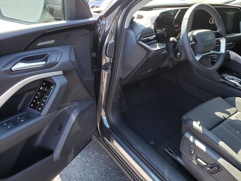 New 2025 Audi Q5 Premium Plus image 6