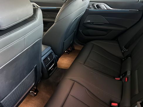 Used 2023 BMW i4 eDrive35 w/ Premium Package RWD image 11
