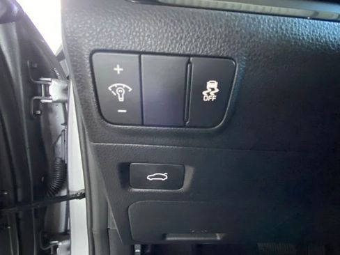 Used 2025 Kia K5 GT-Line w/ GT-Line Premium Package image 16