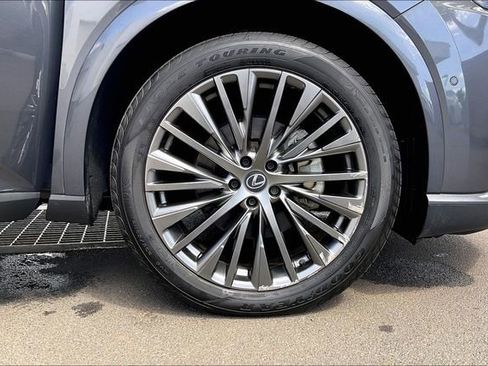 Used 2025 Lexus RX 350 FWD image 9