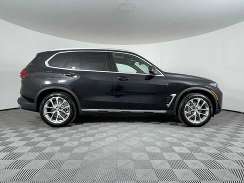 New 2026 BMW X5 xDrive50e image 10