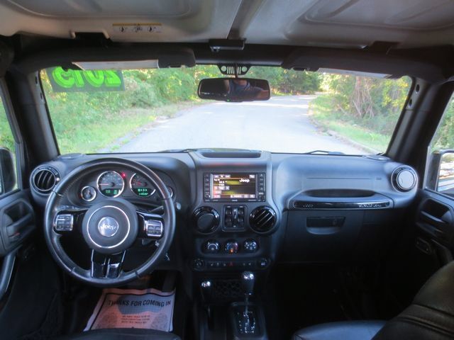 Used 2015 Jeep Wrangler Unlimited Sahara AWD/4WD image 8