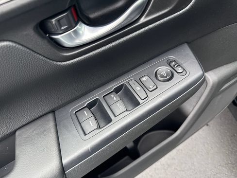 Used 2024 Honda CR-V EX image 10