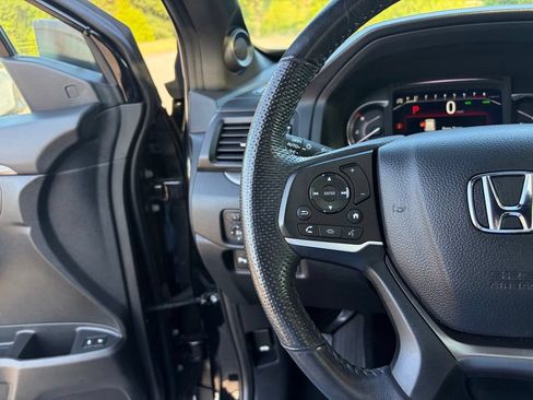 Used 2024 Honda Passport EX-L image 17