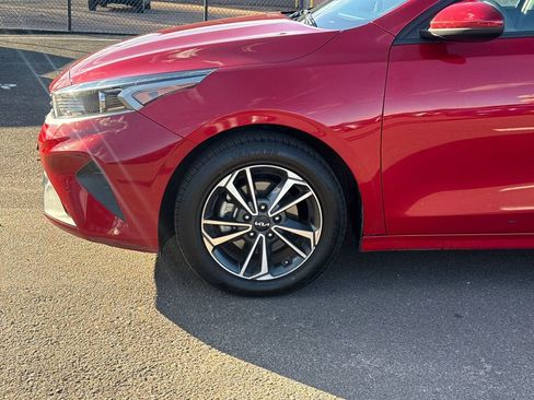 Used 2024 Kia Forte LXS image 10