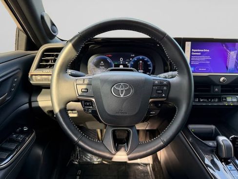 Certified 2024 Toyota Crown Platinum AWD/4WD image 11