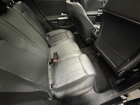 Certified 2023 Mercedes-Benz GLA 250 4MATIC w/ Premium Package image 17