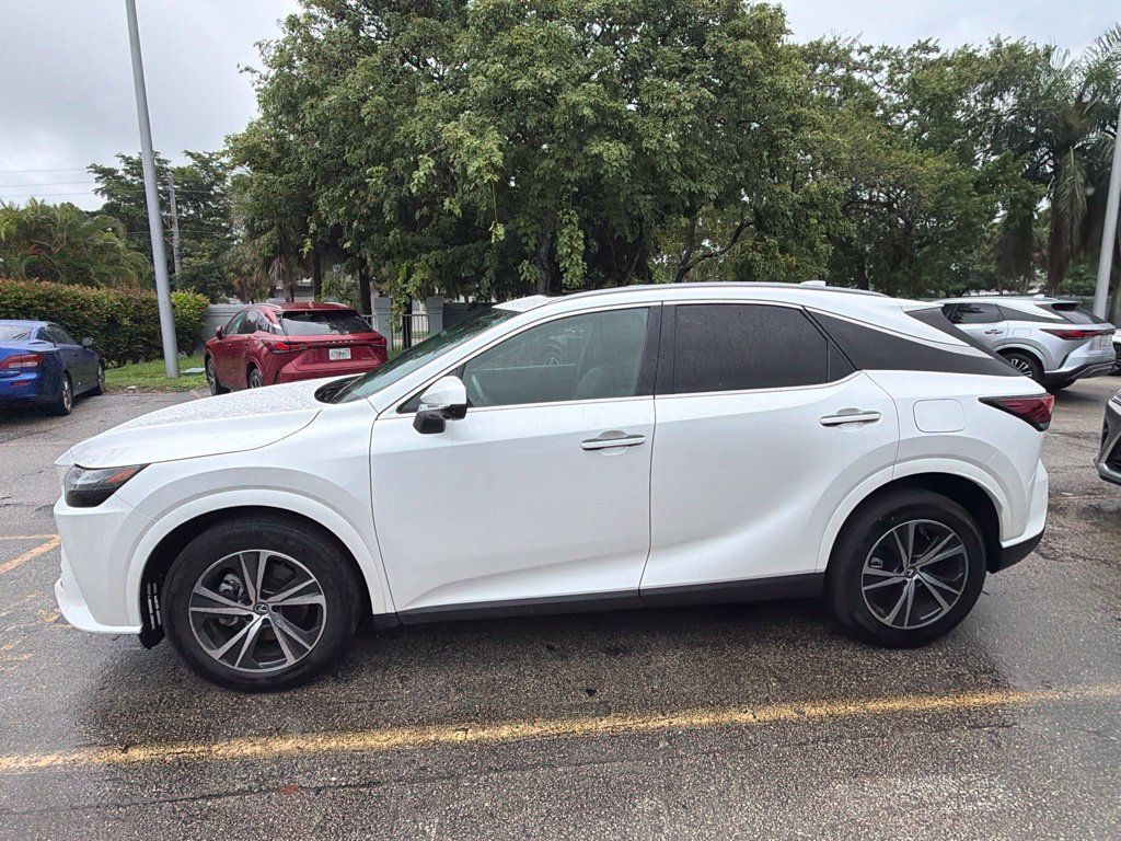 Used 2023 Lexus RX 350 Premium w/ Cold Area Package FWD image 6