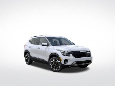 New 2026 Kia Seltos S AWD/4WD image 8