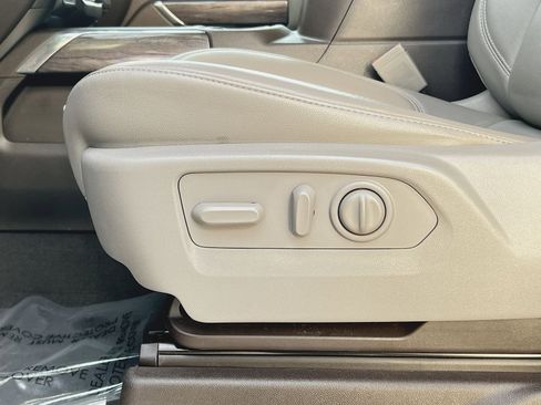 Used 2019 Chevrolet Silverado 1500 LTZ w/ LTZ Plus Package image 14