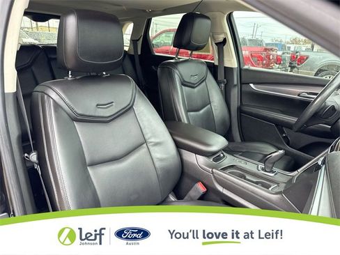 Used 2017 Cadillac XT5 Premium Luxury image 31
