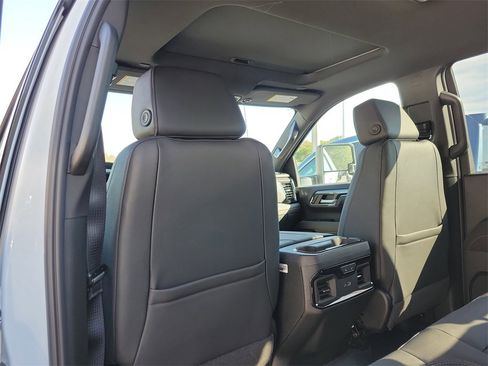 New 2026 GMC Sierra 3500 AT4 w/ AT4 Premium Plus Package image 8