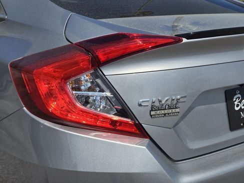 Used 2020 Honda Civic Sport image 7