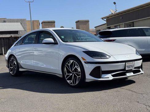 Used 2023 Hyundai Ioniq 6 SEL RWD image 5