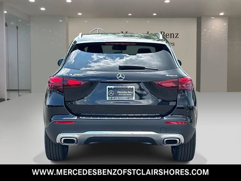 Used 2026 Mercedes-Benz GLA 250 4MATIC image 4