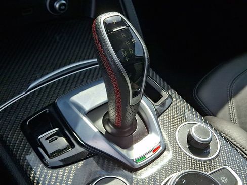 Used 2023 Alfa Romeo Stelvio Estrema AWD/4WD image 15