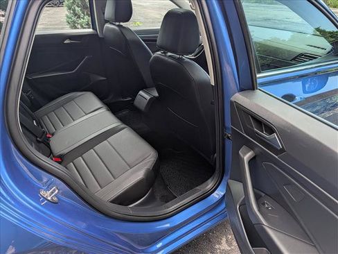 Used 2022 Volkswagen Jetta SE w/ Panoramic Sunroof Package FWD image 14