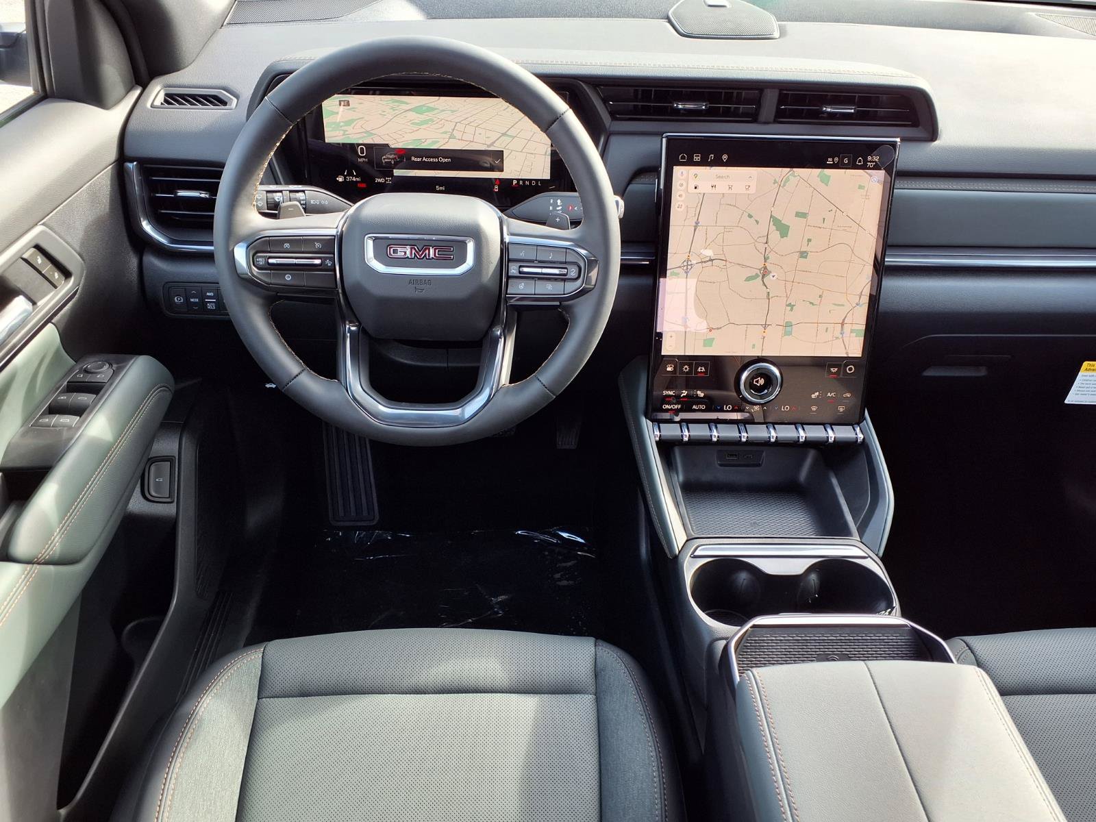 New 2027 GMC Terrain AT4 AWD/4WD image 2