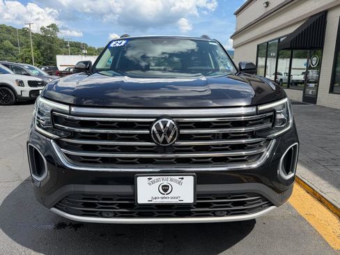 Used 2024 Volkswagen Atlas SE AWD/4WD image 7