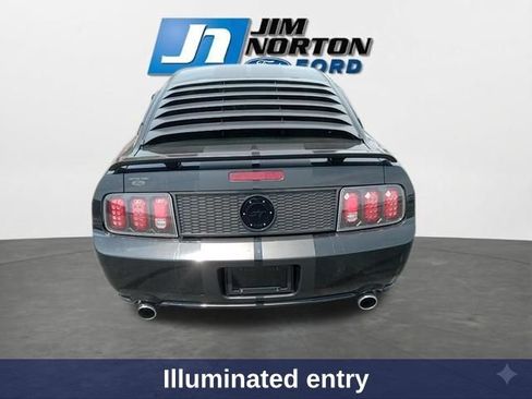 Used 2007 Ford Mustang GT RWD image 9