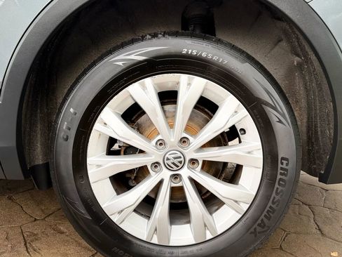 Used 2018 Volkswagen Tiguan S AWD/4WD image 55