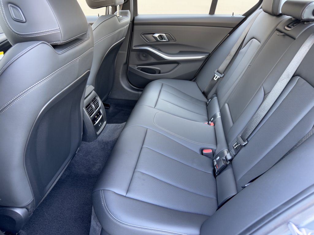 Certified 2026 BMW 330i Sedan RWD image 25