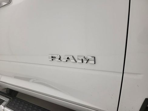 Used 2021 RAM 2500 Big Horn w/ Level 1 Equipment Group AWD/4WD image 24
