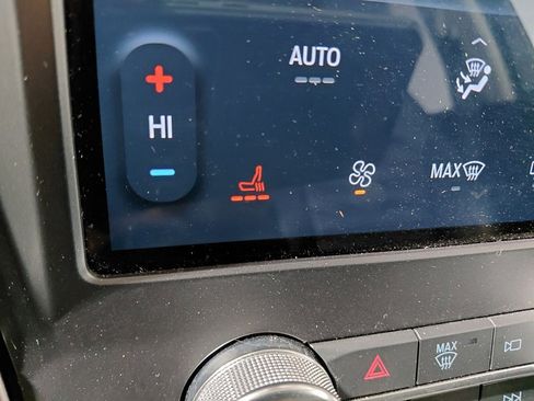 Certified 2024 Ford Edge SEL image 5