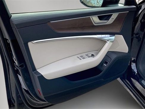 Used 2025 Audi A6 3.0T Premium w/ Convenience Package image 17