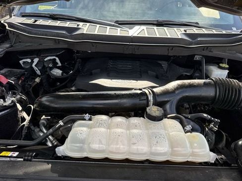 Used 2023 Ford F150 XLT AWD/4WD image 32