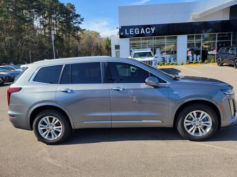 Used 2021 Cadillac XT6 Luxury image 5