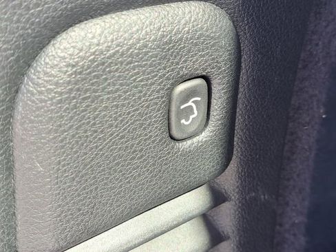 Used 2023 Dodge Durango GT image 25