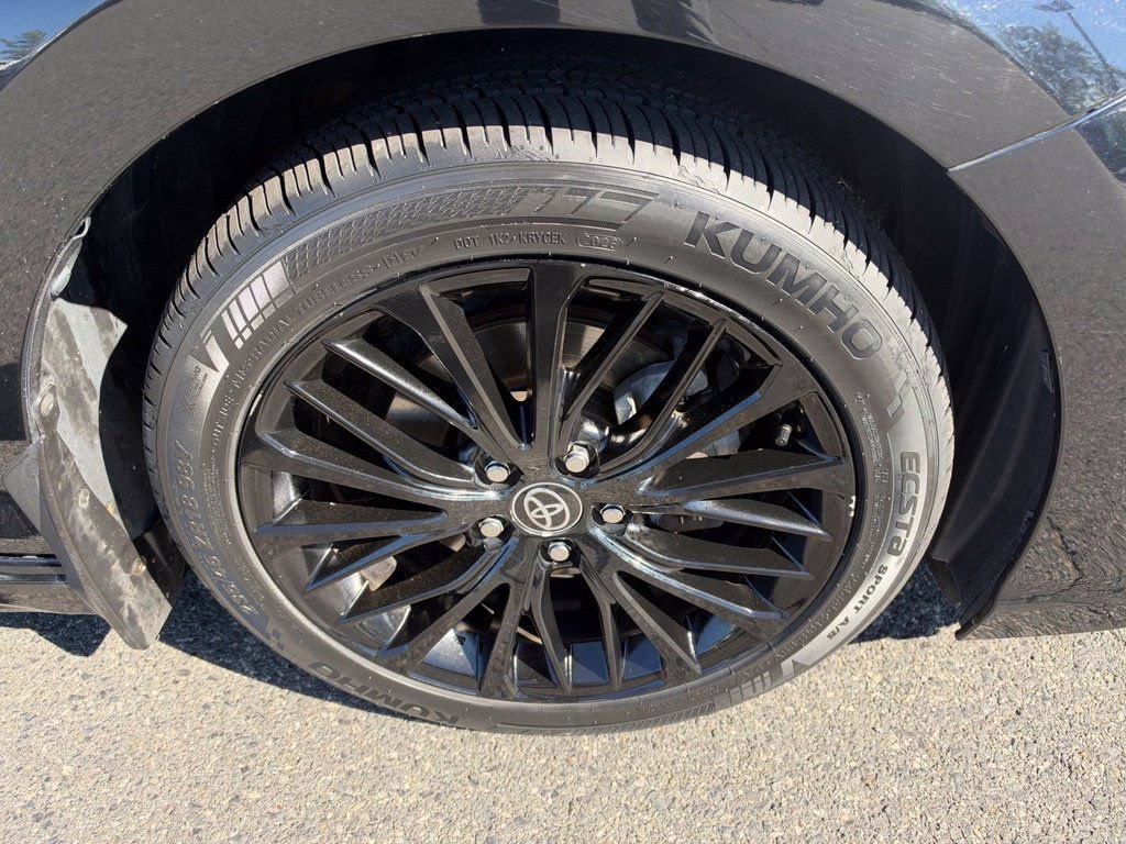 Used 2022 Toyota Camry SE w/ Convenience Package FWD image 16