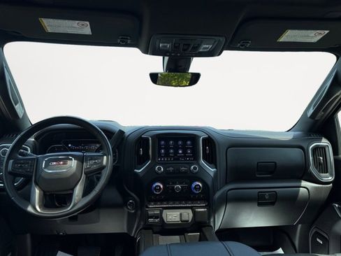 Used 2023 GMC Sierra 3500 AT4 w/ AT4 Premium Plus Package AWD/4WD image 10