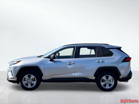 Certified 2025 Toyota RAV4 LE AWD/4WD image 2