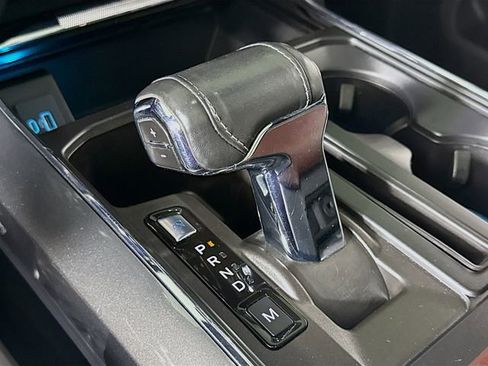 Used 2021 Ford F150 Lariat w/ Equipment Group 502A High image 17