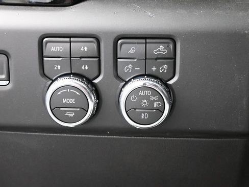 New 2026 GMC Sierra 1500 AT4 w/ AT4 Premium Package AWD/4WD image 36
