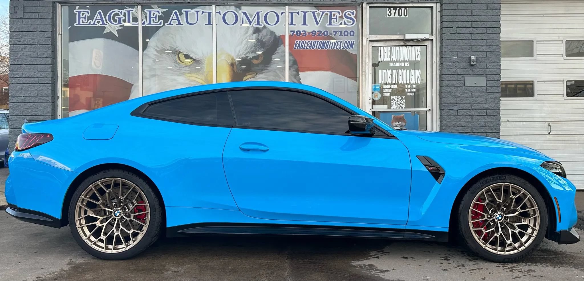 Used 2025 BMW M4 CS AWD/4WD image 2