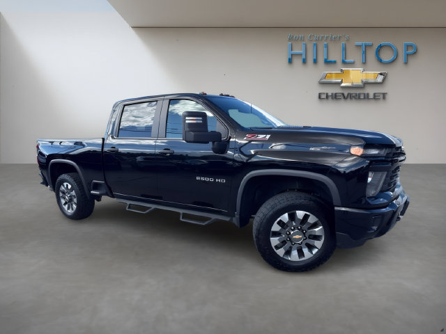 Used 2025 Chevrolet Silverado 2500 Custom w/ Custom Value Package AWD/4WD image 2